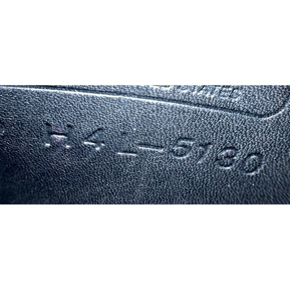 Vintage 1994 Coach Station Bag. Made in the USA. Beautifully reconditioned. - Picture 11 of 11